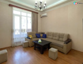LA04575 Վարձով 2 սենյականոց բնակարան Թումանյան փողոցում