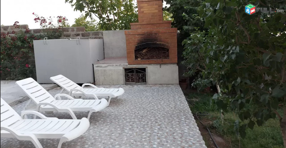 LA04407  Վարձով 8 սենյականոց 3 հարկանի քարե տուն, Սերո Խանզադյան 1-ին նրբ ,Նորք Մարաշում 