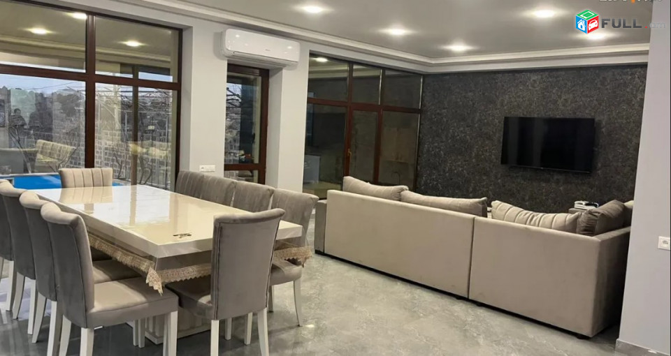LA04407  Վարձով 8 սենյականոց 3 հարկանի քարե տուն, Սերո Խանզադյան 1-ին նրբ ,Նորք Մարաշում 