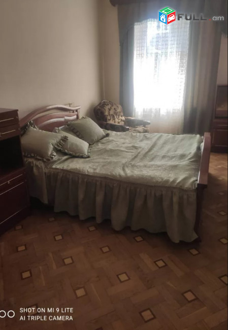 LA04967  Վարձով 3 սենյականոց բնակարան Մոսկովյան փողոցում 