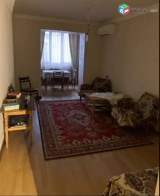 LA04839 Վարձով  3 սենյականոց բնակարան Գրիբոյեդովի փողոցում 