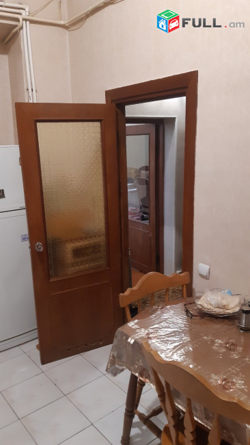 LA06819 Վարձով 3 սենյականոց տուն Իսահակ Ալիխանյան փողոց , Բաղրամյան Նոտարի շենքի մոտ