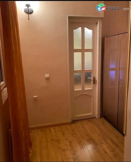 LA07199 Վարձով 3 սենյականոց բնակարան  Լենինգրադյան , Ռոբերտո խանութի մոտ