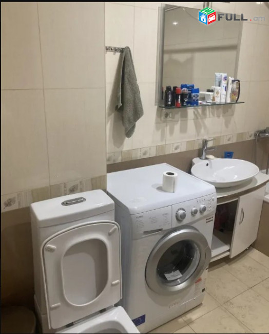LA08007 Վարձով 2 սենյականոց բնակարան Հյուսիսային պողոտայում , նորակառույց