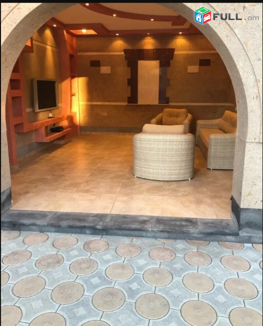 LA08031  Վարձով 4 սենյականոց 2 հարկանի առանձնատուն  Սիլիկյան Գ1  թաղամաս, Աջափնյակում
