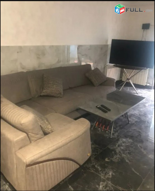 LA08123 Վարձով4 սենյականոց  2 հարկանի քարե տուն Էրեբունի Սուվորովի փողոցում