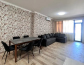 LA08319 Վարձով 3 սենյականոց բնակարան Վերին Անտառային փողոց , նորակառույց շենքում 