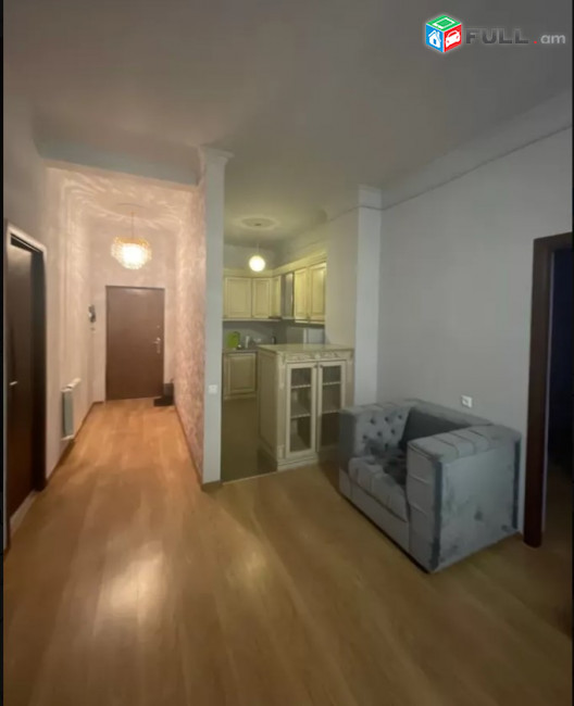 LA08507 Վարձով 3 սենյականոց բնակարան Սայաթ Նովա , նորակառույց շենք