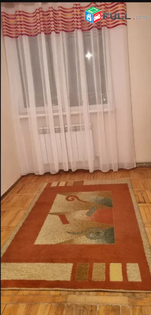 LA08694 Վարձով 3 սենյականոց բնակարան Արցախի փողոցում 