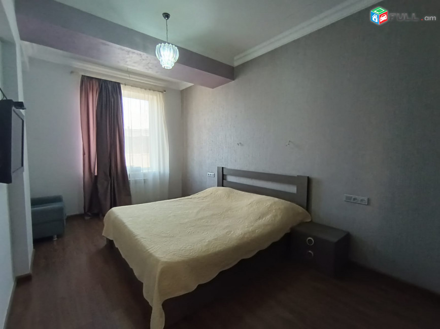 LA09058  Վարձով 3 սենյականոց բնակարան Մամիկոնյանց փողոց , նորակառույց շենք