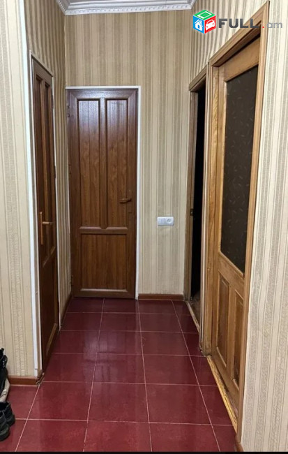 LA09703 Վարձով 3 սենյականոց բնակարան Տիգրան Պետրոսյան փողոց, Դավթաշենի 1 -րդ թաղամաս