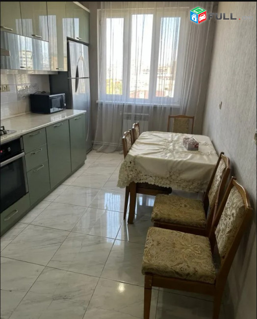 LA10448 Վարձով 3 ս 4 դարձրած բնակարան  Ֆրունզեի փողոցում