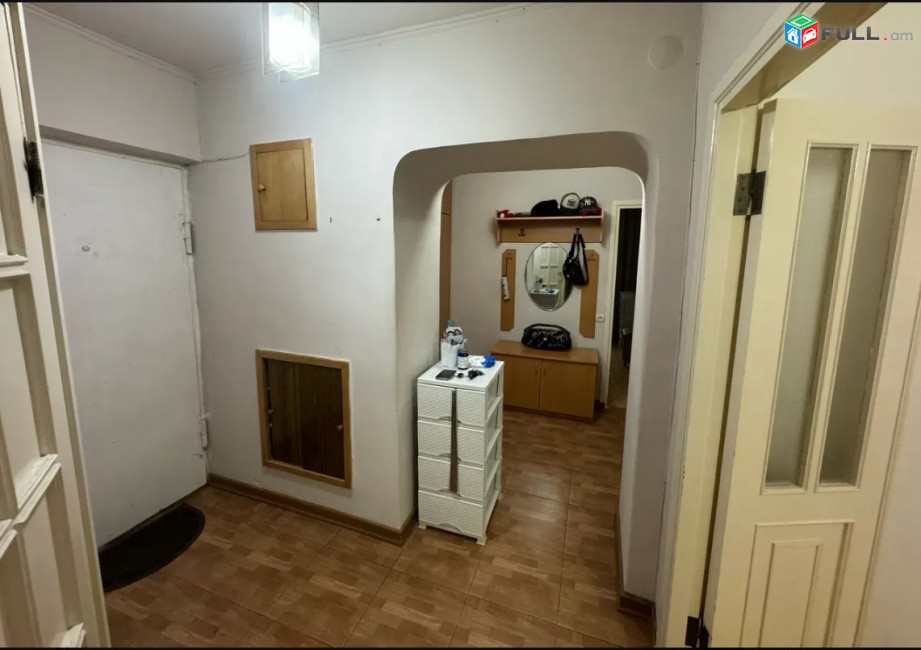 LA10454 Վարձով 3 սենյականոց բնակարան Տիգրան Մեծի պողոտայում