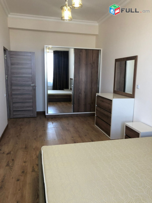 LA10558 Վարձով 3 սենյականոց բնակարան Սեբաստիա, Լենինգրադյան փողոցների խաչմերուկում