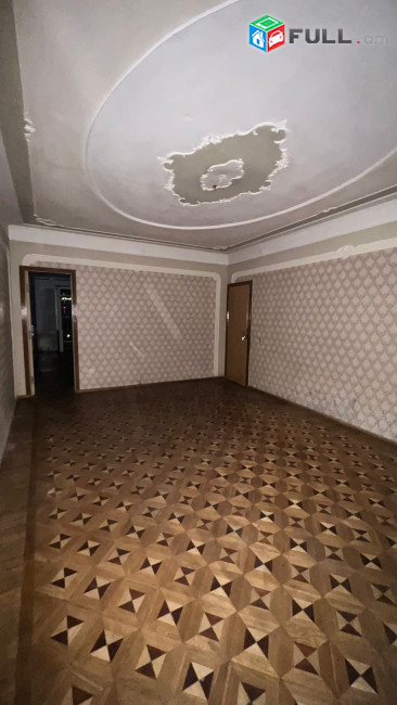 LA10748 Վարձով 4 սենյականոց դատարկ բնակարան Զեյթուն, Ավետիս Ահարոնյան փողոցում