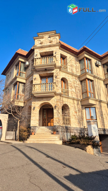 LA11453 Վարձով 7 սենյականոց 3 հարկանի քարե տուն Կարապետ Ուլնեցու փողոցում