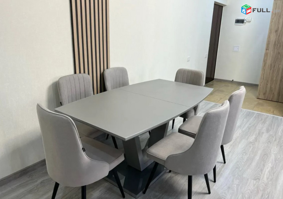 LA11475 Վարձով 3 սենյականոց բնակարան Աբովյան փողոց , նորակառույց շենքում 