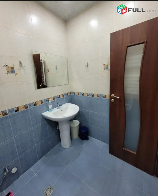 LA11504 Վարձով 3 սենյականոց բնակարան Մարշալ Բաղրամյան պողոտայի 2-րդ նրբանցք, նորակառույց շենքում
