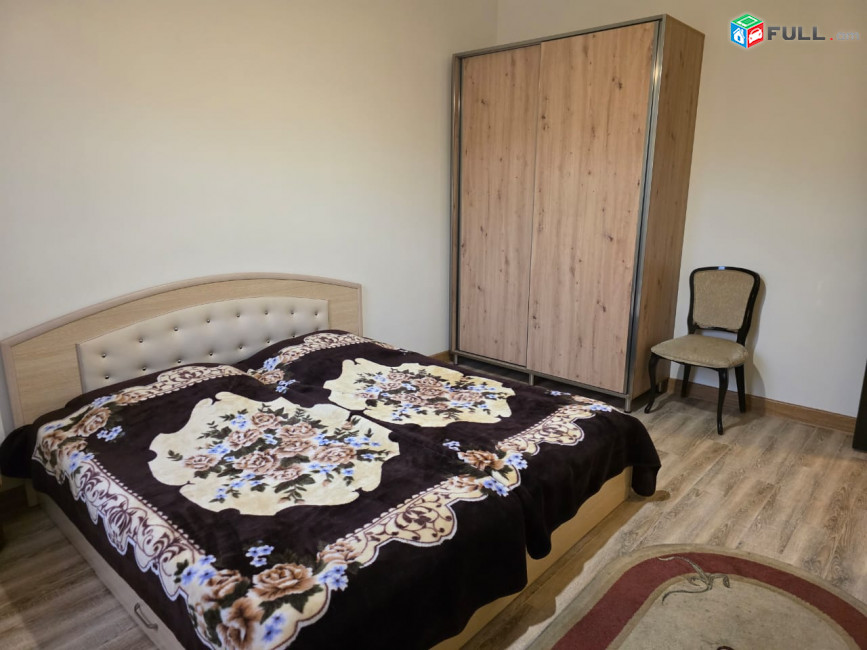 LA11816  Վարձով 2 հարկանի 5 սենյականոց առանձնատուն Քաջազնունի  փողոցում