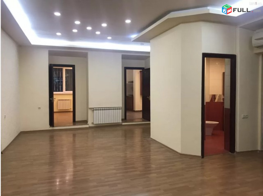 LA02643 Վարձով 93 քմ Գրասենյակային տարածք Պուշկինի փողոցում կենտրոնում