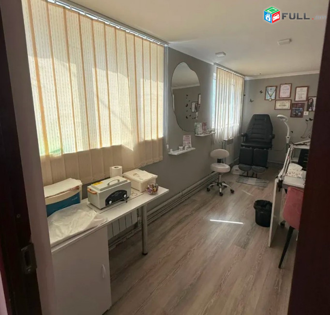 LA11902 Վարձով 180 քմ․ վարձով 3 հարկանի Բազմաֆունկցիոնալ գույք Պռոշյան փողոցում կենտրոնում