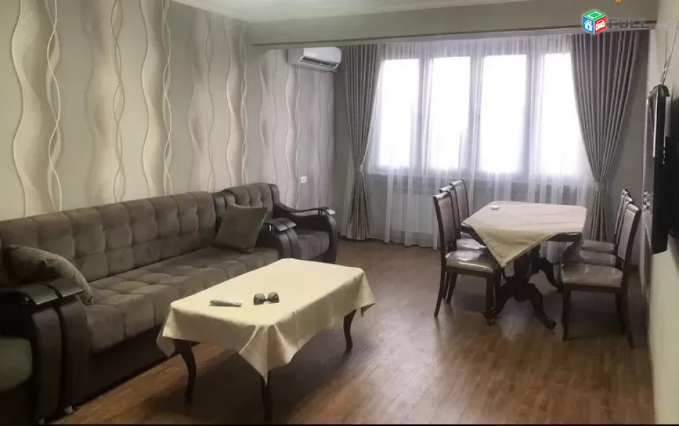 LA01463 Վարձով 3 սենյականոց բնակարան Գրիբոյեդով փողոցում