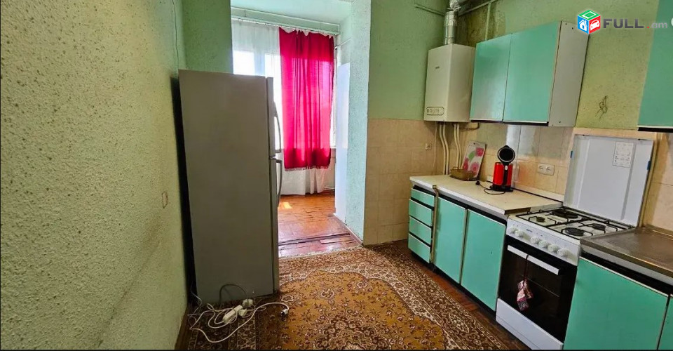 LA12038 Վարձով 3 սենյականոց բնակարան Բագրատունյաց փողոցում