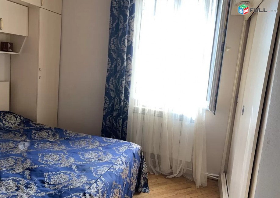 Կոդ 37163  Ազատության պողոտա 3 սեն. բնակարան 