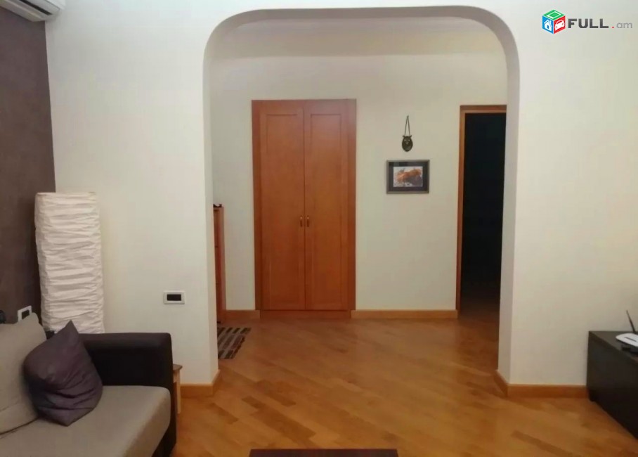 Կոդ HM225  Տերյան փողոց 3 սեն. բնակարան / for rent Teryan st.