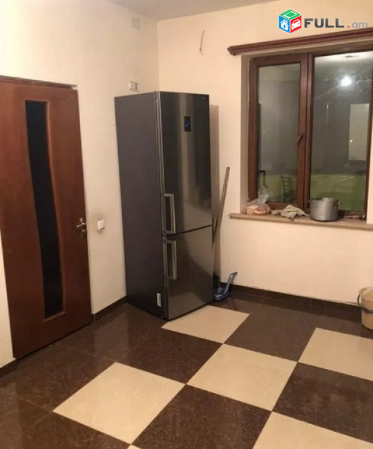 AK3085   Երկու հարկանի քարե տուն Դավիթաշենում, 340 ք.մ., 2 սանհանգույց, կապիտալ վերանորոգված