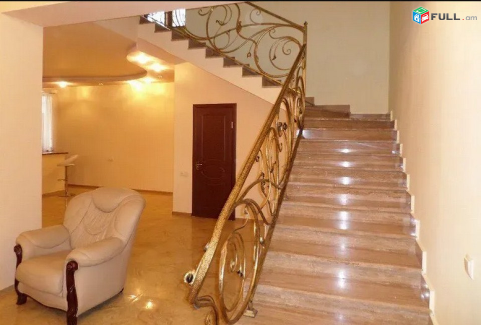 AK3094   Երկու հարկանի քարե տուն Աջափնյակում, եվրովերանորոգված