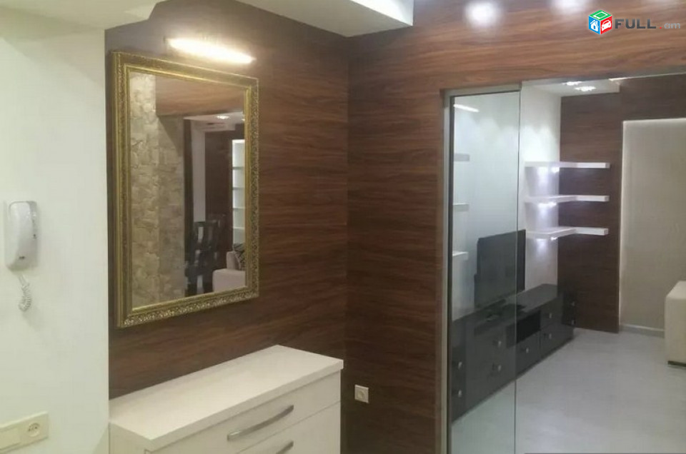 AK5086  Վարձով 2 սենյականոց բնակարան Սայաթ-Նովայի պողոտայում