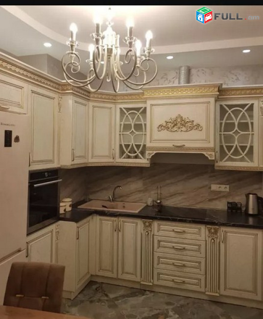 AK7012 Վարձով 3 սենյականոց նորակառույց շենքում  Նաիրի Զարյան փողոցում