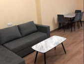 AK8003  Վարձով 2 սենյականոց բնակարան Արգիշտի փողոցում