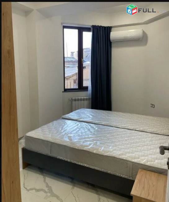 AK8033 Վարձով 2 սենյականոց բնակարան  Սարյանի փողոցում նորակառույց շենք 