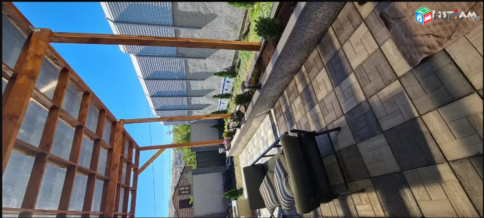 AK10312  Երկու հարկանի քարե տուն Ավանում, 250 ք.մ., 3+ սանհանգույց, դիզայներական ոճով վերանորոգված