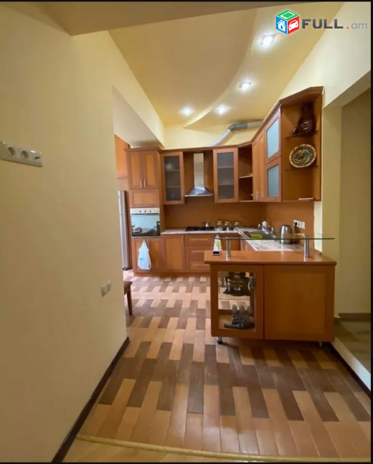 AK10408  Վարձով 2 սենյականոց բնակարան Հանրապետության փողոց 