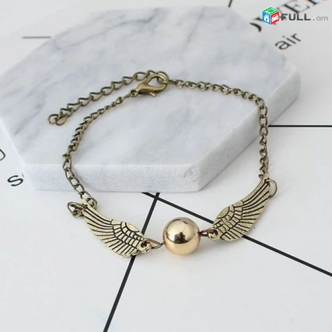 Golden Snitch թևնոց