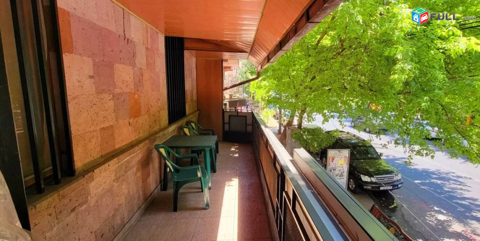 Կոդ MH189  Սարյան փողոց 3 սեն. բնակարան / for rent Saryan st