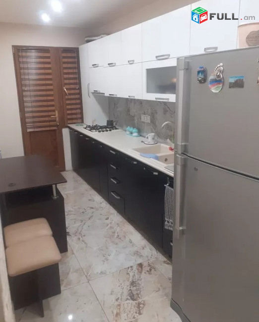 Կոդ MH530  Դավիթաշեն 4 թաղամաս  3 սեն. բնակարան