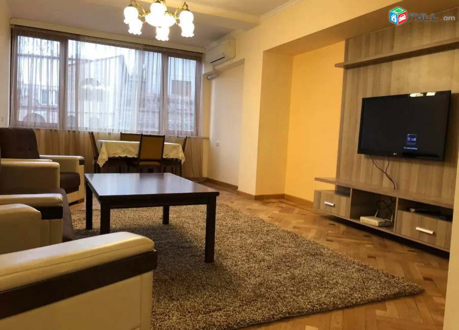 Կոդ 25302  Բաղրամյան Մոսկովյան խաչմերուկ 3 սեն. բնակարան 