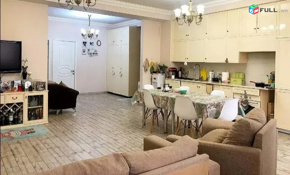 Կոդ PL129  Ադոնց նորակառույց 3 սեն. բնակարան / for rent Adonc st