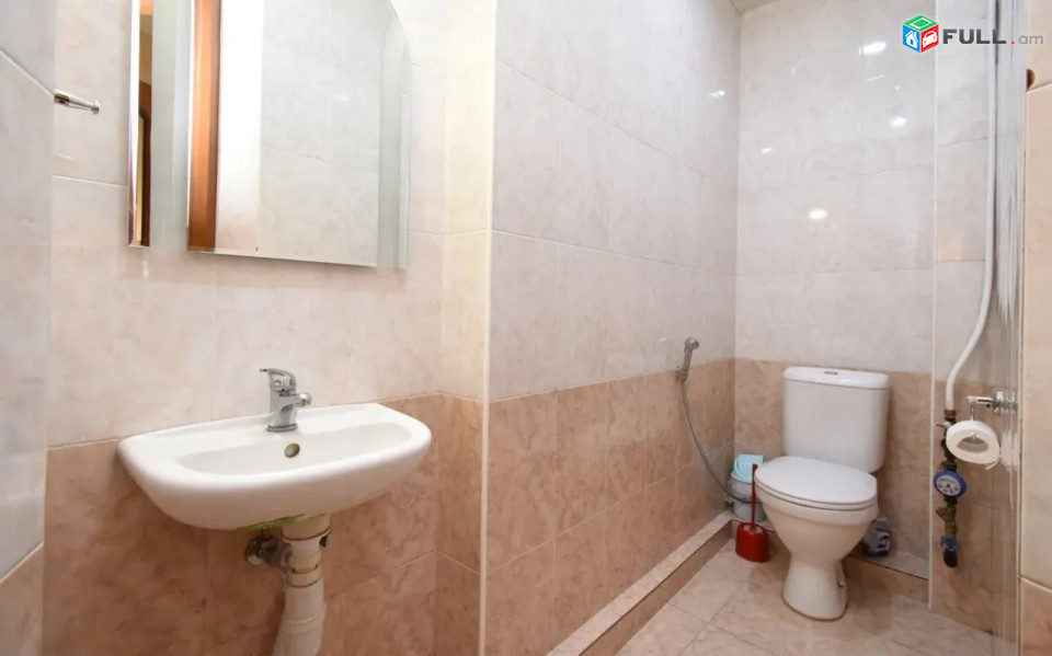 Կոդ 2121287  Սարյան փողոց 3 սեն. բնակարան / for rent Saryan st