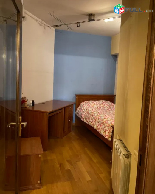 Կոդ FH136  Սայաթ Նովա պողոտա 4 սեն. բնակարան / for rent Sayat Nova st