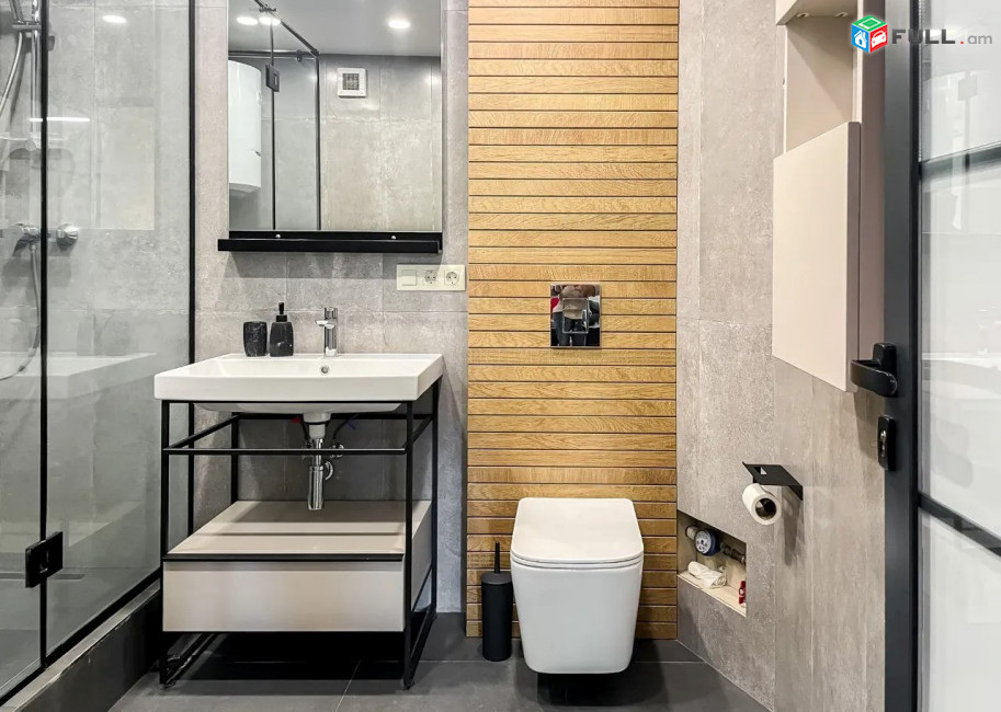Կոդ FH500  Սարյան փողոց 3 սեն. բնակարան / for rent Saryan st.