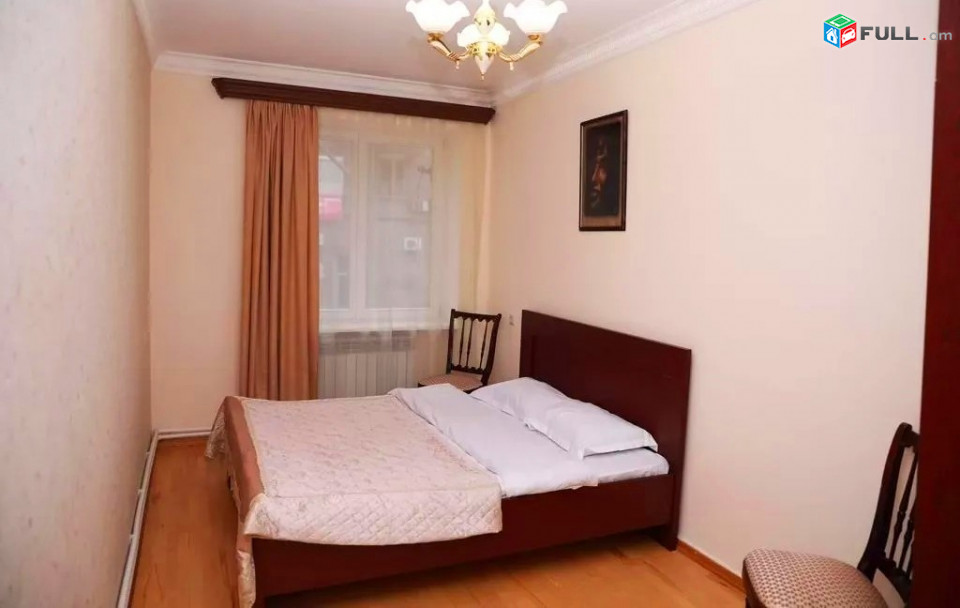 Կոդ V0115  Ամիրյան փողոց 3 սեն. բնակարան / for rent Amiryan st.