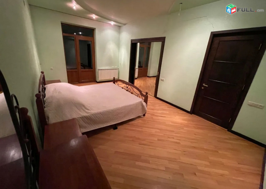 Կոդ 270044  Երկու հարկանի քարե տուն Ավանում, 240 ք.մ.