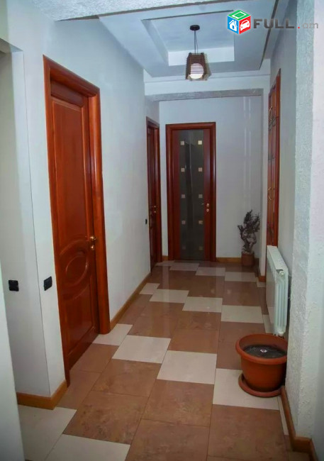 Կոդ V01161  Մեսրոպ Մաշտոցի պողոտա  4 սեն. բնակարան