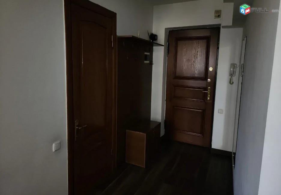 Կոդ KM8160  Սայաթ Նովա պողոտա  2 սեն. բնակարան Անի հյուրանոցի հարևանությամբ