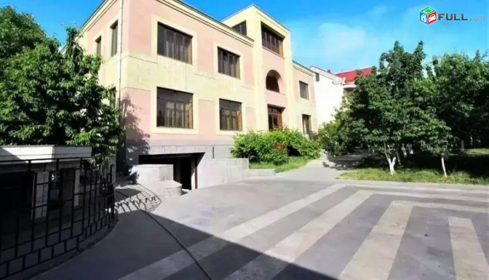 Կոդ KM81408  Երեք հարկանի տուն Բաբայան փողոցում Արաբկիրում, 1450 ք.մ., 3+ սանհանգույց, կապիտալ վերանորոգված